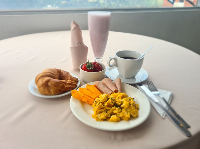 Food & Drinks 4, Hotel & Suites Gonsalez Suarez Quito, Quito