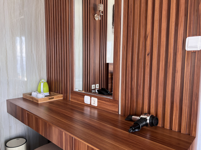 Bathroom 9