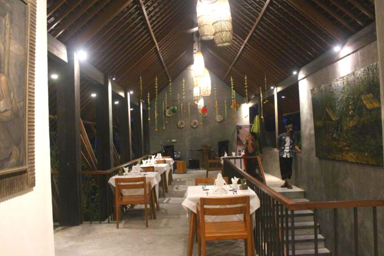 Food & Drinks 5, One BR Purana Suite Room With Share Pool #B1, Gianyar