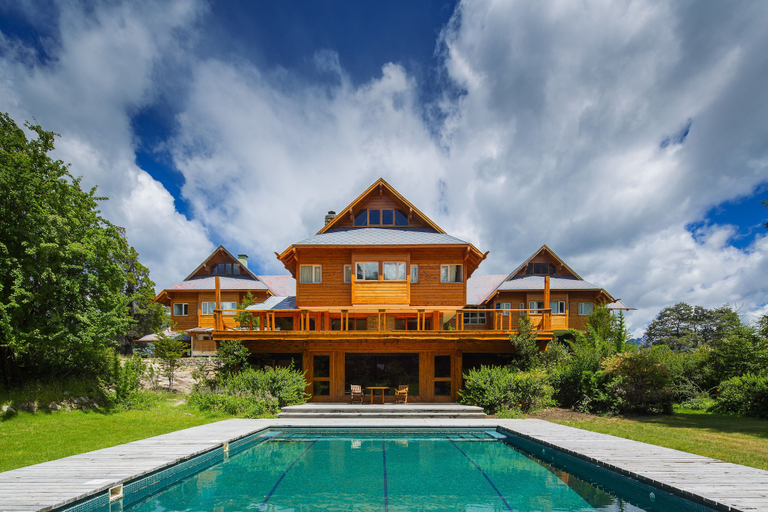 Exterior & Views 2, Isla Victoria Lodge, Los Lagos