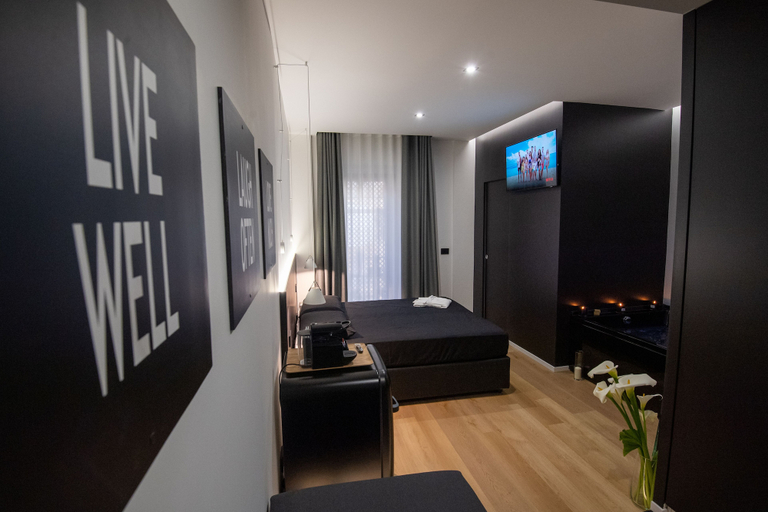 Bedroom 2, Contemporaneamente 147, Bari