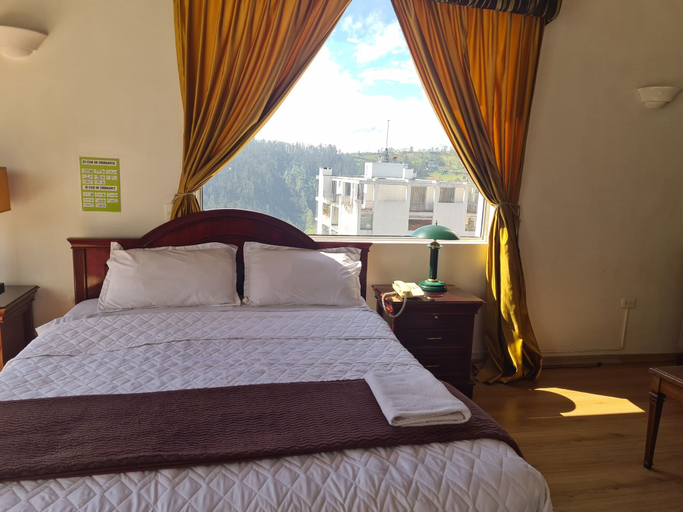 Bedroom 2, Hotel & Suites Gonsalez Suarez Quito, Quito
