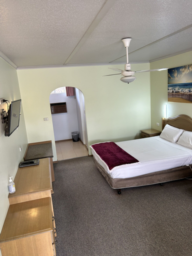 Bedroom 3, Acacia Rose Motor Inn, Wakool