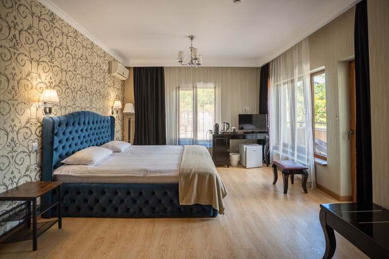Bedroom 2, Opus View, Sinaia