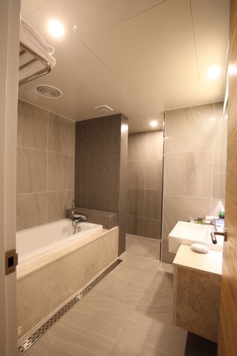 Bathroom 5