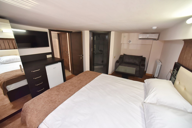 Bedroom 2, Good Hotel Yerevan, Yerevan
