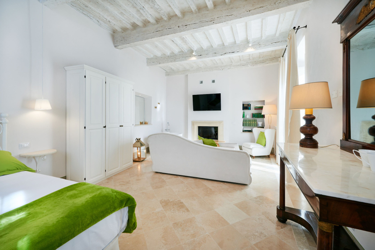 Bedroom 5, Palazzo Pio III, Siena