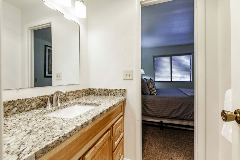 Bathroom 3, Red Pine Condominiums by All Seasons Resort Lodging, Summit