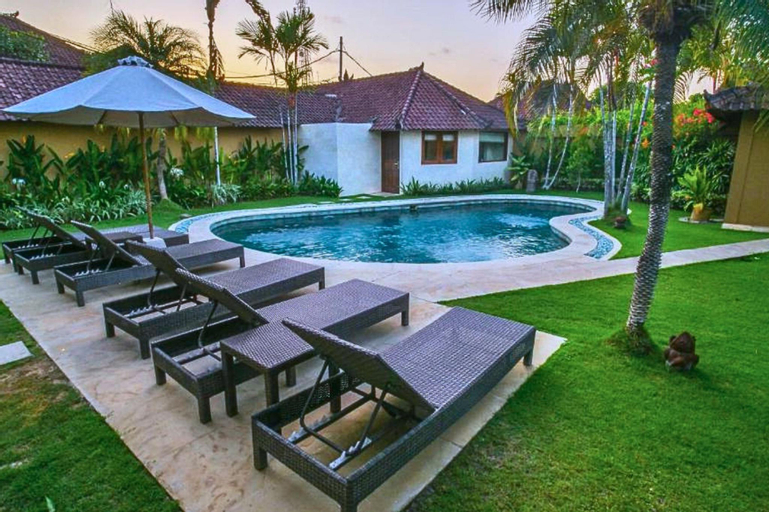 Luxury 4 BR Private Pool Villa #YN30, Badung