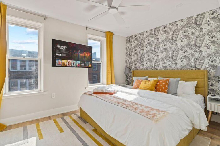 Bedroom 2, E Passyunk Ave 1BR Gem Prime Location, Philadelphia