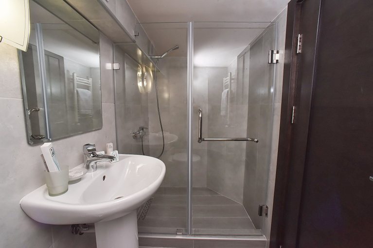 Bathroom 3, Good Hotel Yerevan, Yerevan