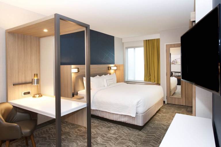 Bedroom 3, SpringHill Suites by Marriott Seattle Issaquah, King