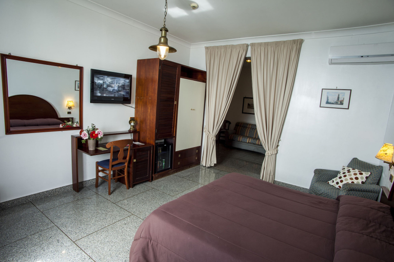 Bedroom 1, La Tripergola, Napoli