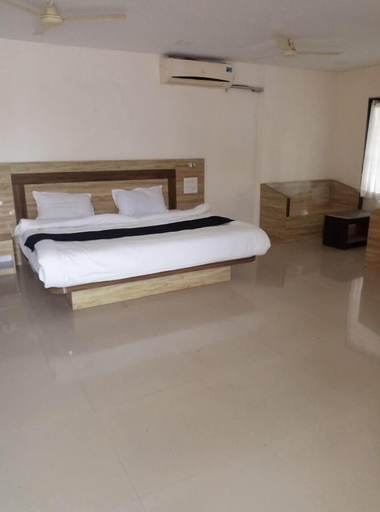 Bedroom 4, Etranger Resorts, Aurangabad