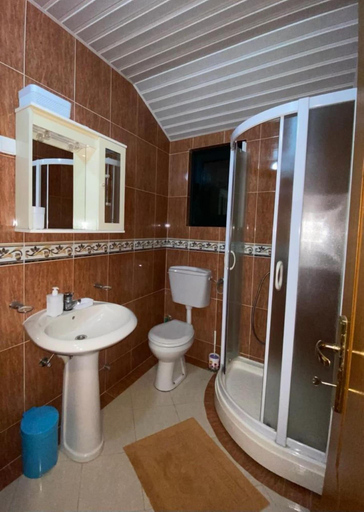Bathroom 4, Villa Lutovac