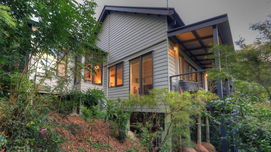 Exterior & Views 2, Montville Misty View Cottages, Maroochy