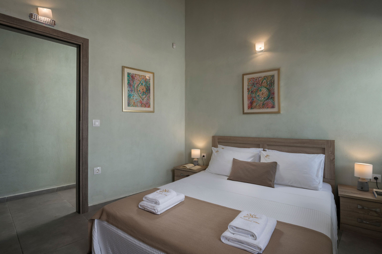 Bedroom 2, Villa Roxanne, Crete