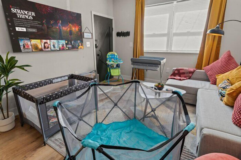 E Passyunk Ave 1BR Gem Prime Location, Philadelphia