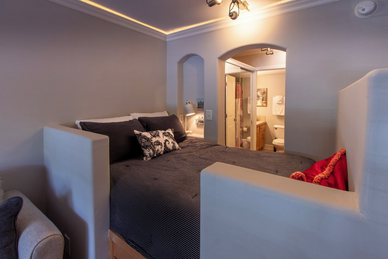 Bedroom 3, East Campus Studio, Clarke