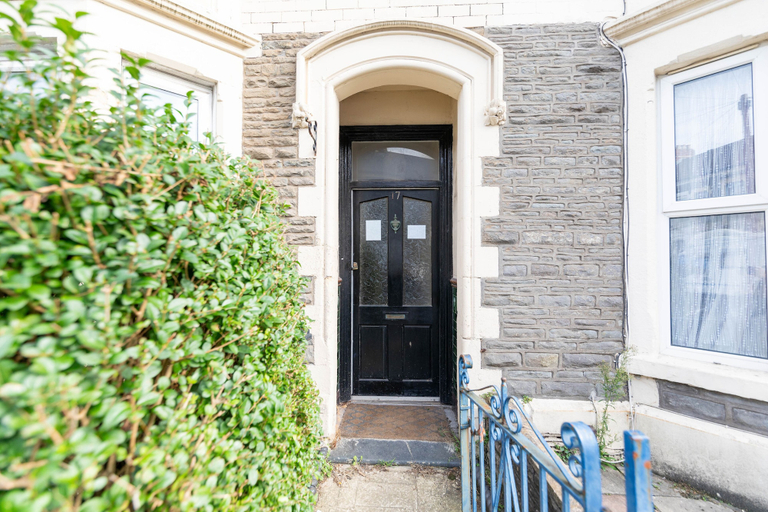 Exterior & Views 2, Tranquil 3-bed Home in Cardiff, Cardiff