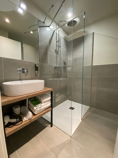 Bathroom 3, Malvezzi24 Boutique Rooms, Brescia