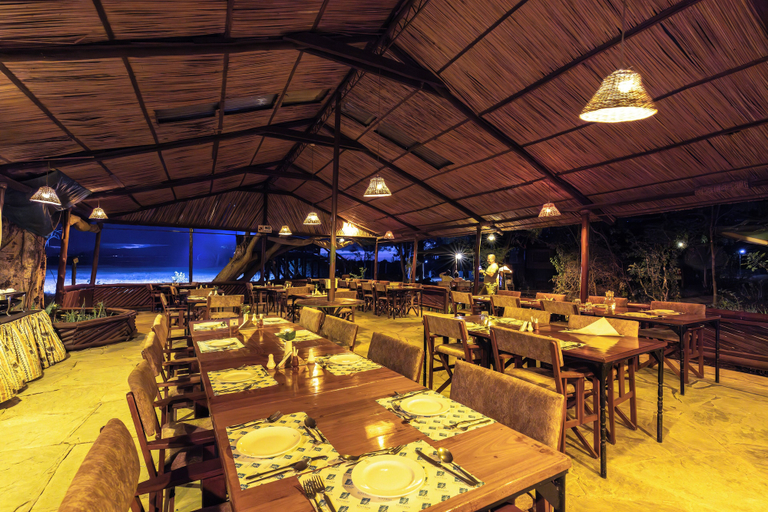 Food & Drinks 4, Sentrim Tsavo Lodge, Voi