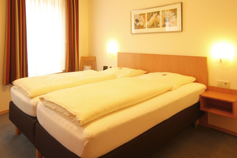 Bedroom 3, Hotel Restaurant Geschermann, Warendorf