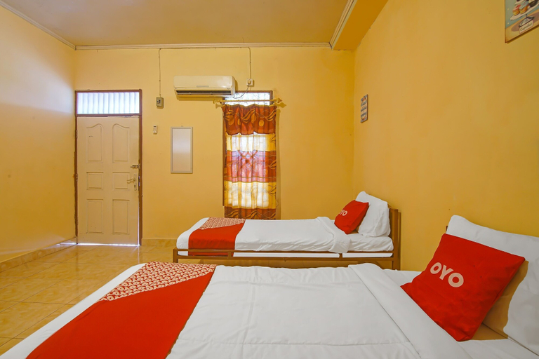 Bedroom 2, OYO 2946 Handira Homestay, Padang Pariaman