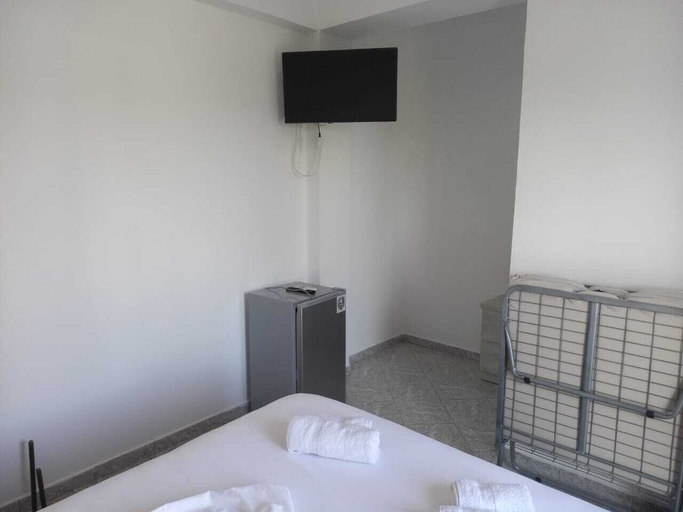 Bedroom 2, Sunset Aparthotel, Sarandës