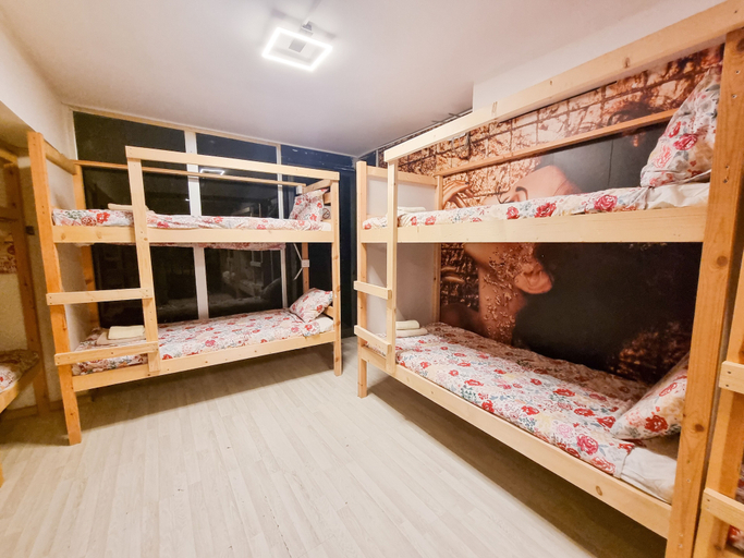 Bedroom 3, Unique City Hostel 100 meters from Beach, Larnaca