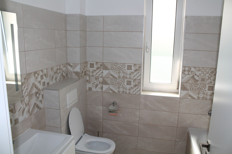 Bathroom 2, VISAJ Homes, Giroc