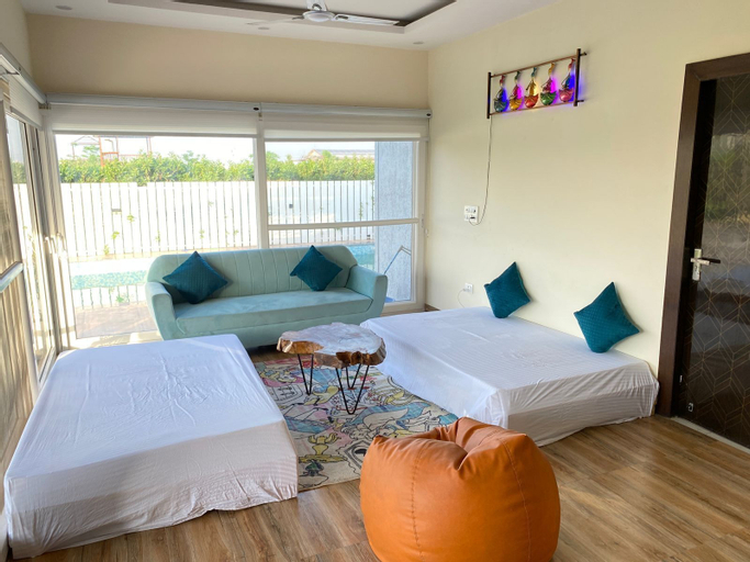 Bedroom 3, GoBravo Farm - 2BHK Villa with Pool, Gautam Buddha Nagar