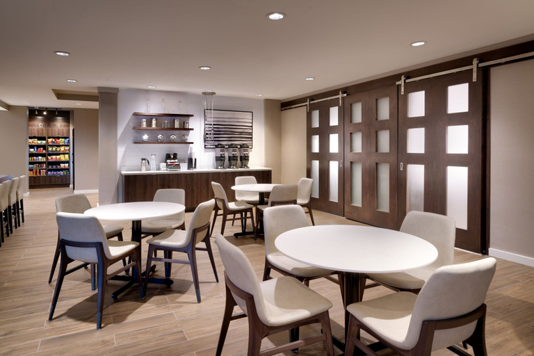 Food & Drinks 5, Residence Inn by Marriott Brunswick, Glynn