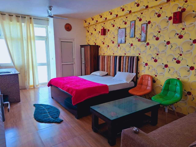 Bedroom 2, Hotel Noida Stay, Gautam Buddha Nagar
