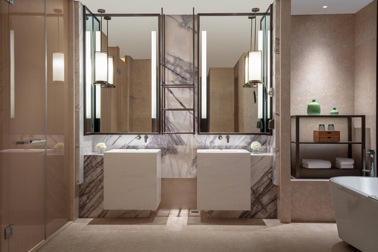 Bathroom 5, Wuxi Marriott Hotel Lihu Lake, Wuxi