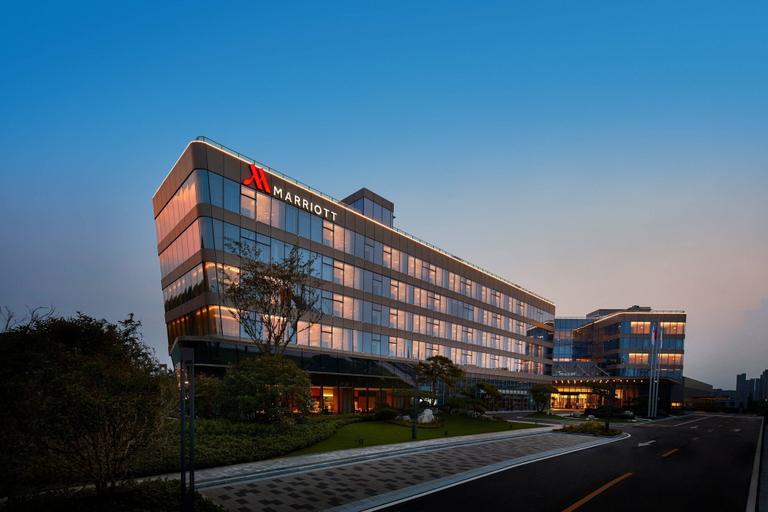 Exterior & Views 2, Xuzhou Marriott Hotel Lakeview, Xuzhou