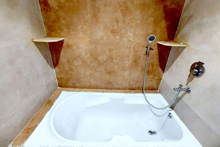Bathroom 3, Sheesh Mahal Desert Camp, Jaisalmer