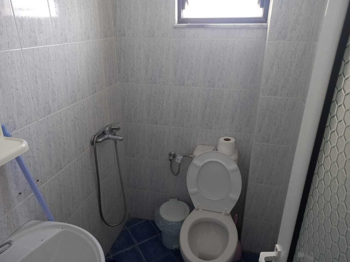 Bathroom 3, Sunset Aparthotel, Sarandës