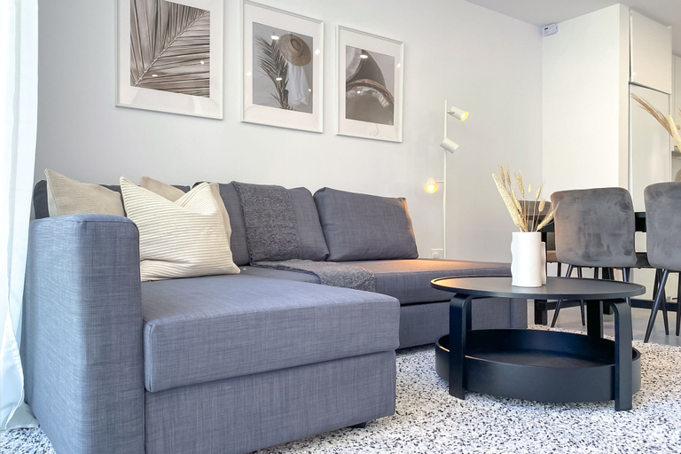 Others 5, Phaedrus Living: Limnaria Luxury Flat Vine 121