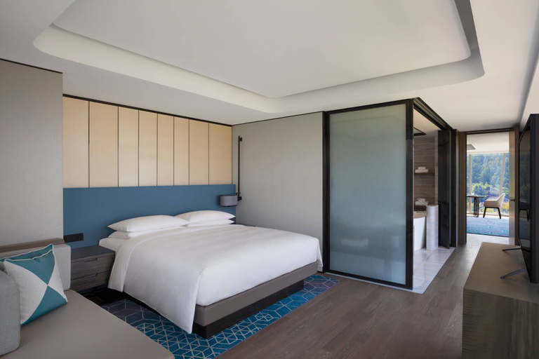 Bedroom 4, Xuzhou Marriott Hotel Lakeview, Xuzhou