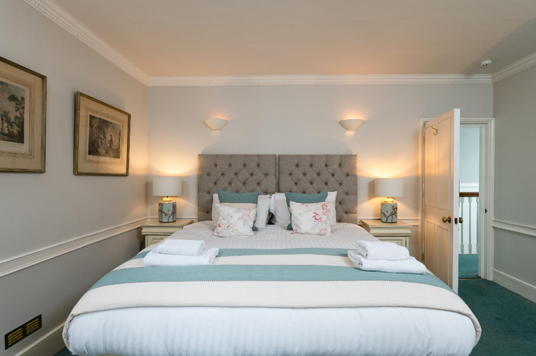 Bedroom 3, Abbey Mews, Bath and North East Somerset