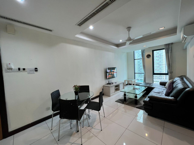 Dining Room 15