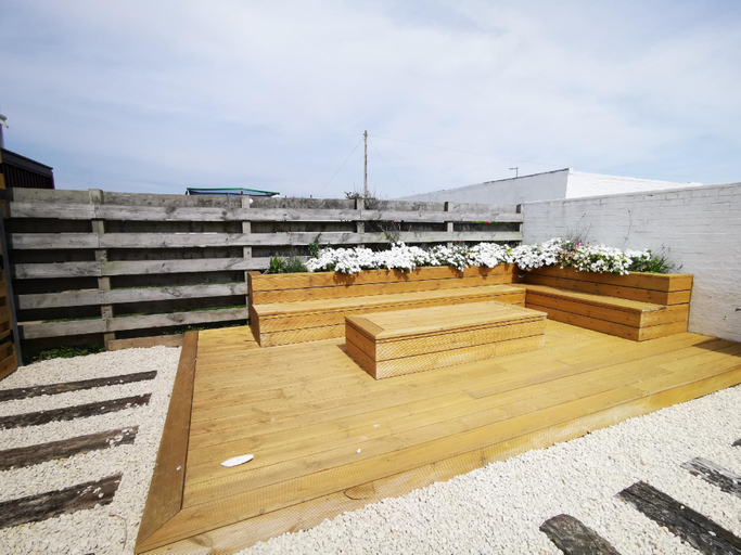 Others 5, No. 28 Contemporary beach side property with sea views, West Sussex