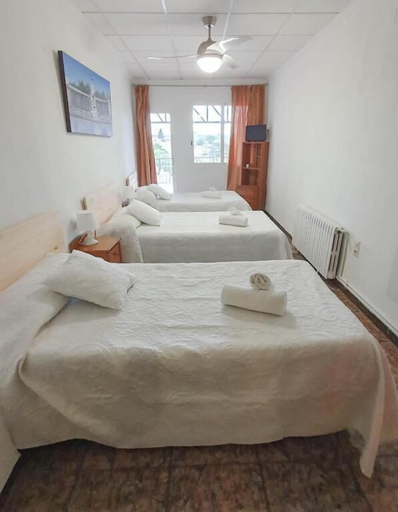 Bedroom 4, Meson El Kubano B & B, Castellón