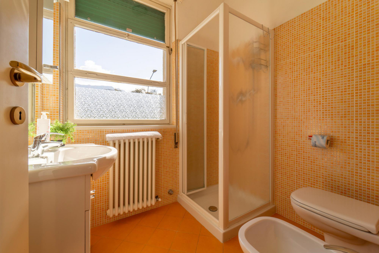 Bathroom, Coral Blue by Wonderful Italy, Como