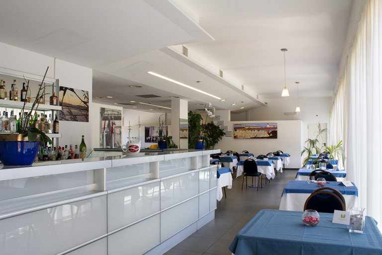 Food & Drinks 5, Hotel Villa D'Amato, Palermo