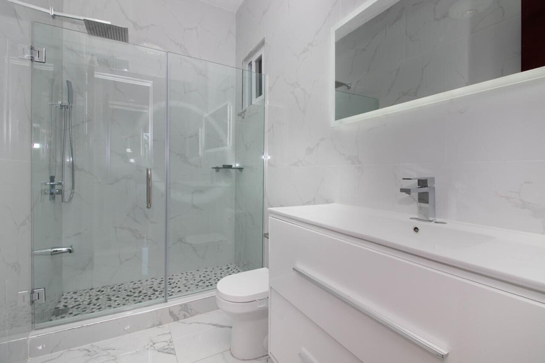 Bathroom, Barri Vacation Home