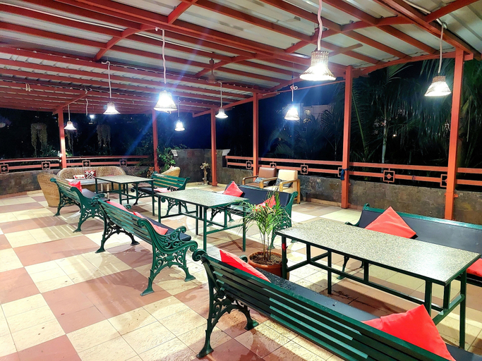 Food & Drinks 5, Hotel Bali Resorts, Reasi