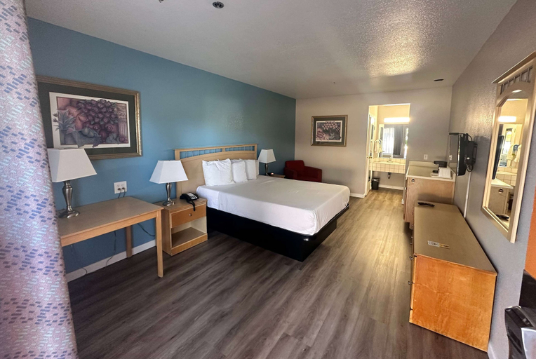 Bedroom 3, Days Inn by Wyndham Rocklin/Sacramento, Placer