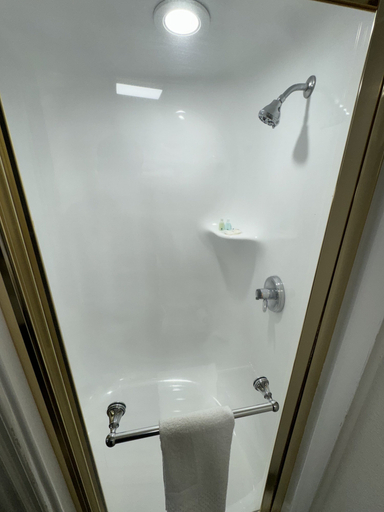 Bathroom 4, Quality Inn Lavonia I-85, Franklin